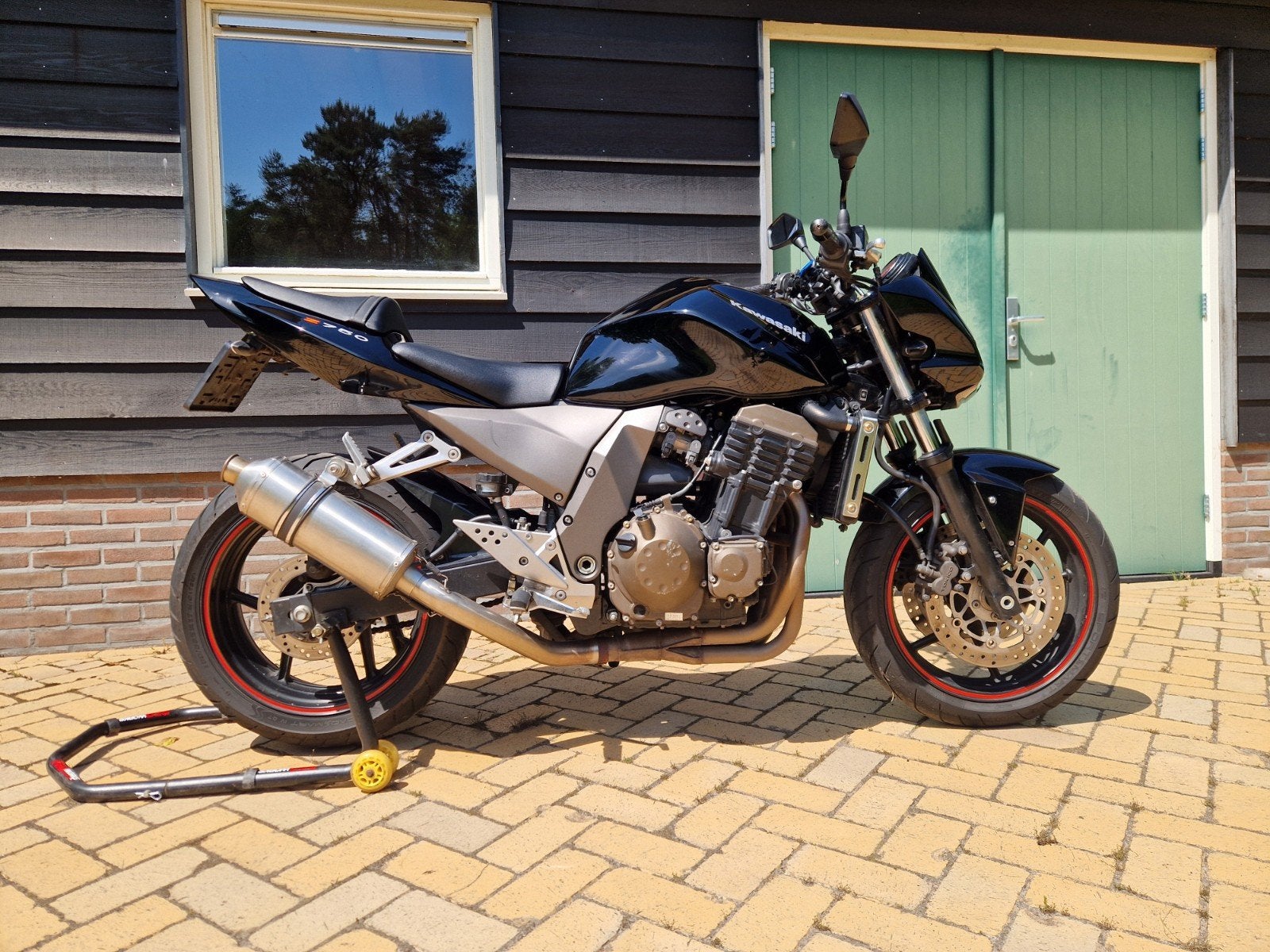 Kawasaki Z750 LeoVince Sportuitlaat | Goed onderhouden, LED Verlichting, 4 cilinders, Motorrijbewijs A, Gebruikt