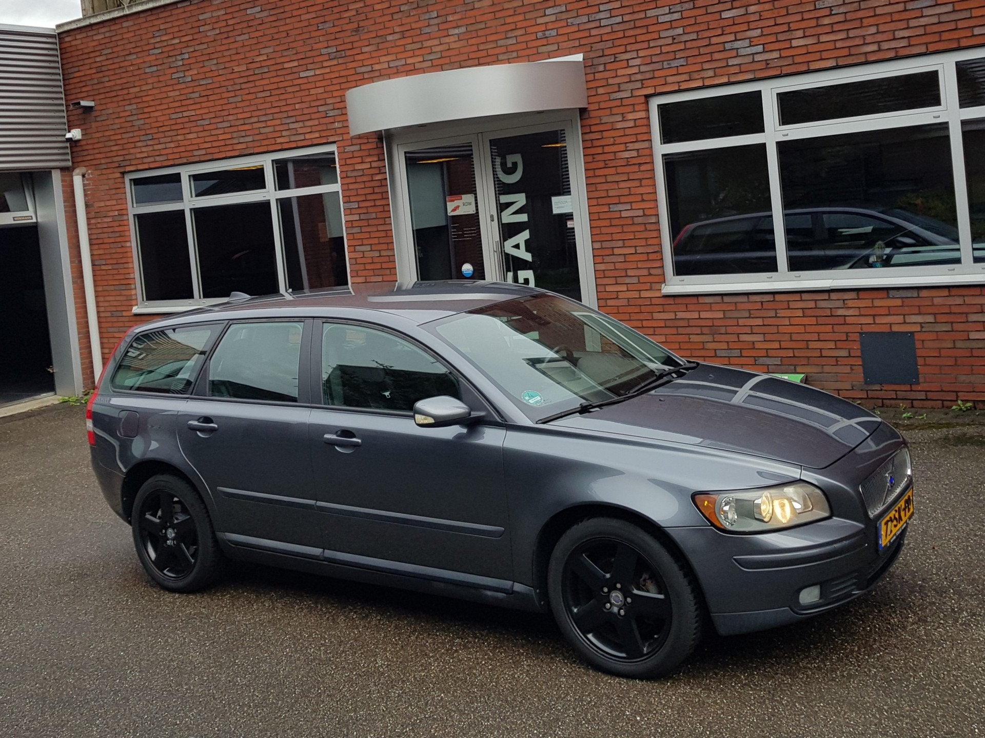 Volvo V50 1.8 Leder Trekhaak 17"Vlg Pdc Cruise (bj 2006), Voorwielaandrijving, Zwart, 4 cilinders, 126 pk