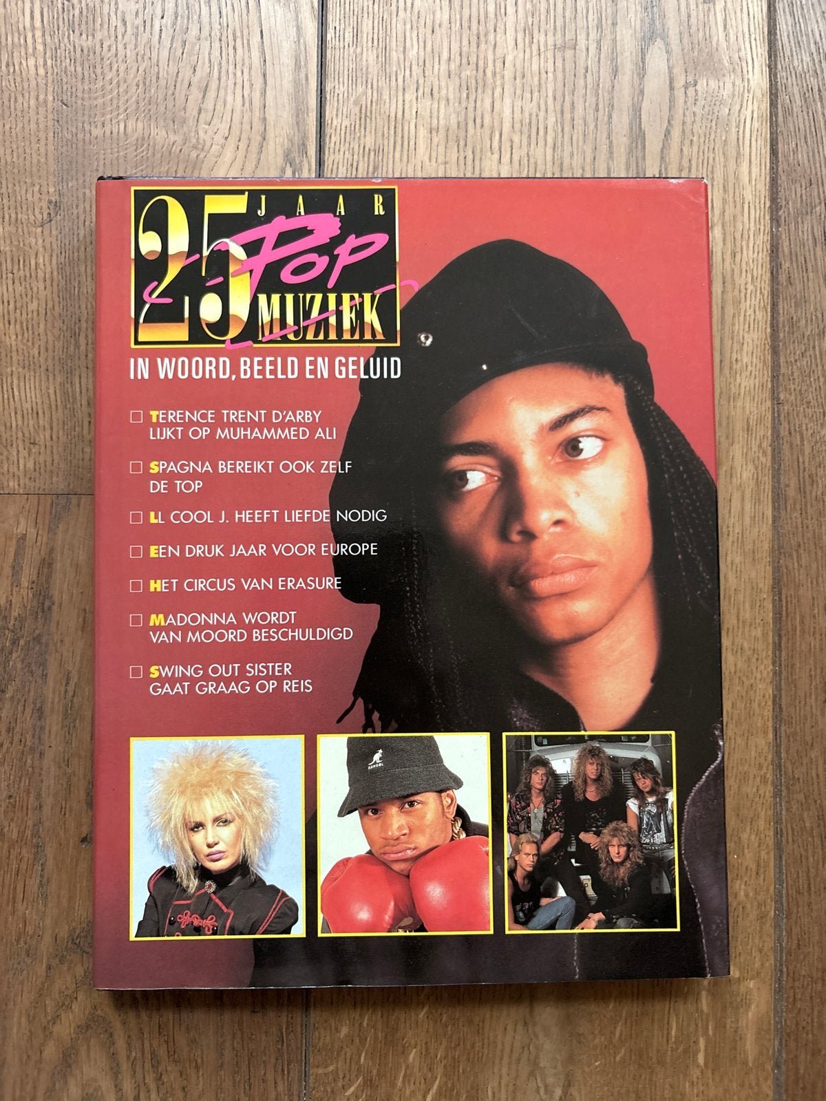 25 Jaar Pop Muziek: In Woord, Beeld en Geluid, Ophalen of Verzenden, Gelezen, Algemeen