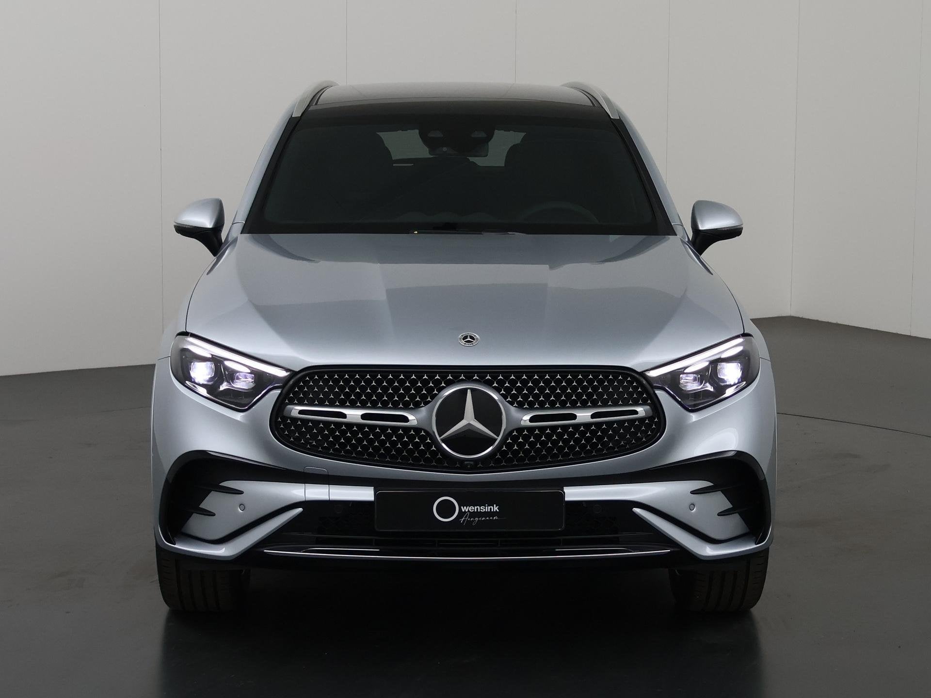 Mercedes-Benz GLC-klasse 300e 4MATIC Sport Edition | Panoram, Auto's, Automaat, Dealer onderhouden, Gebruikt, 4 cilinders
