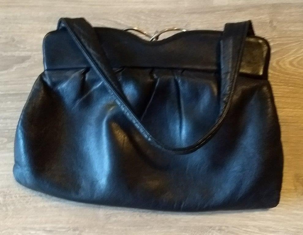Oma's handtas plus inhoud., Ophalen of Verzenden, 30 cm of meer, Minder dan 35 cm