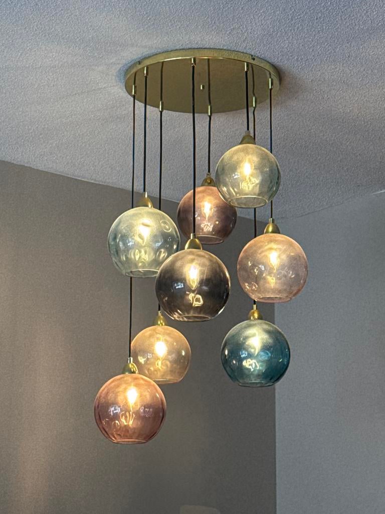 Stijlvolle Hanglamp van Made met Gekleurde Glazen Bollen, Ophalen of Verzenden, Zo goed als nieuw, Glas, 75 cm of meer