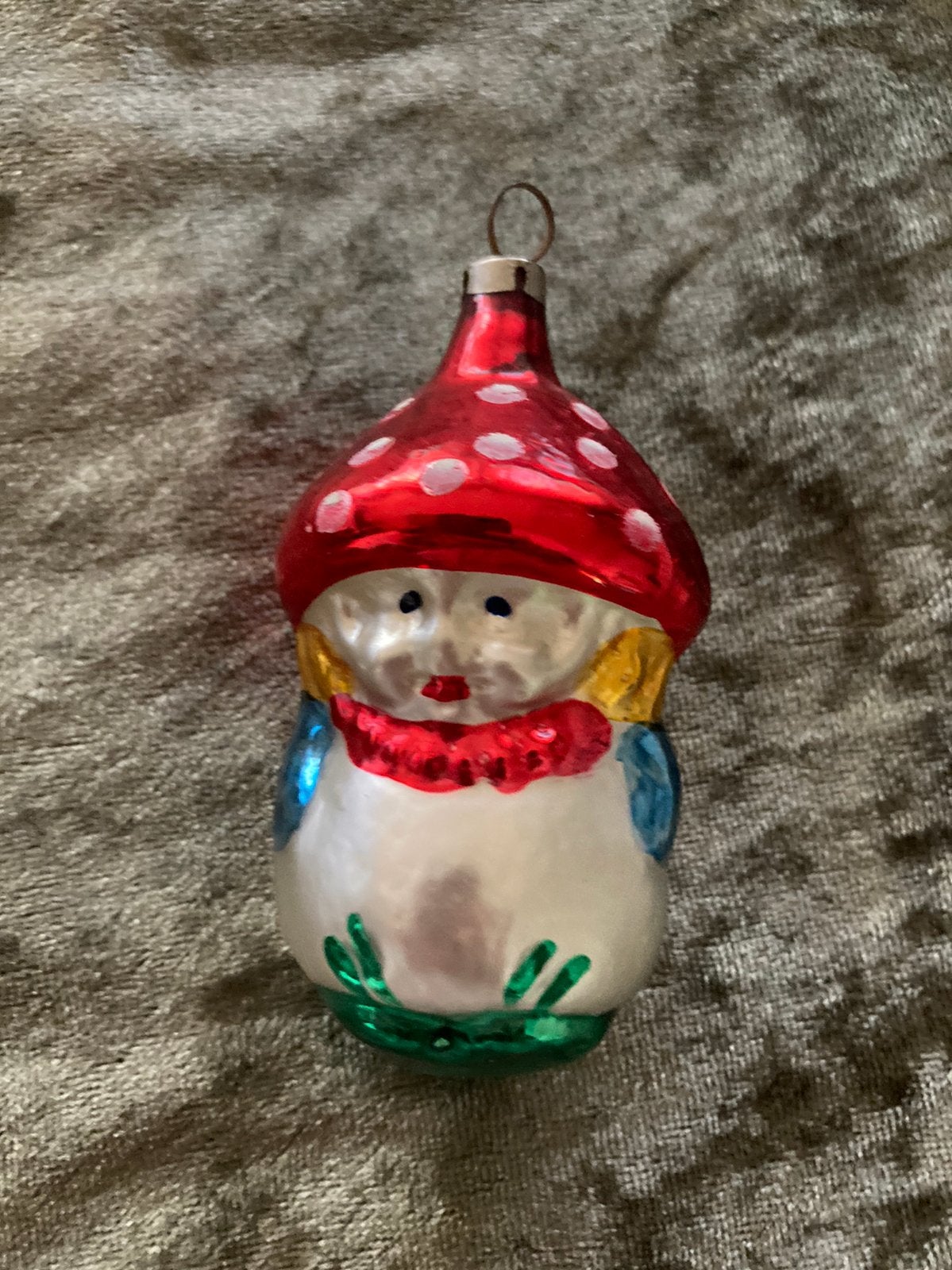 Oude kerstbal paddestoel kabouter, Ophalen of Verzenden, Zo goed als nieuw