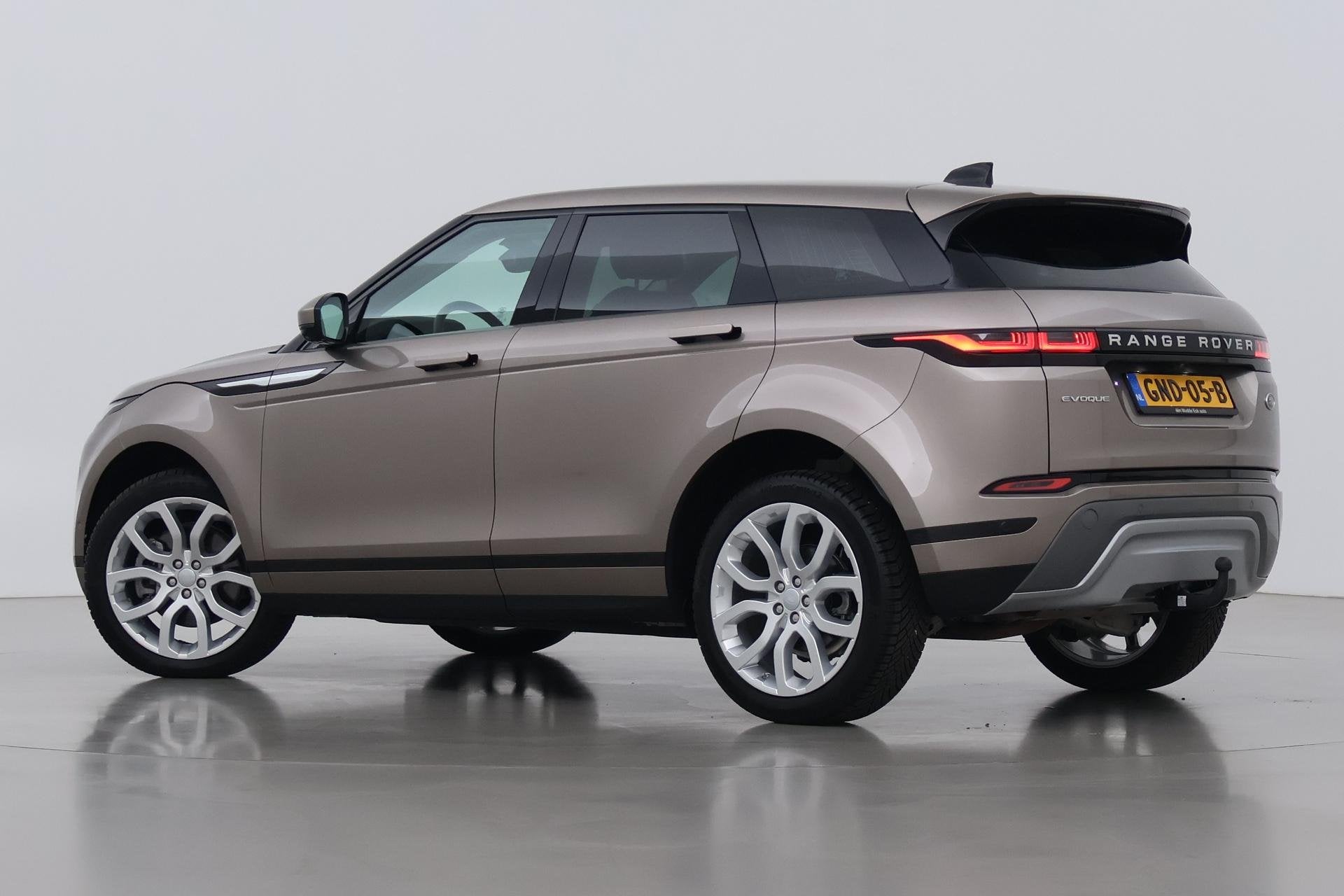 Land Rover Range Rover Evoque P160 S | 20 inch | Trekhaak |, Auto's, Stof, Euro 6, 160 pk, Bedrijf