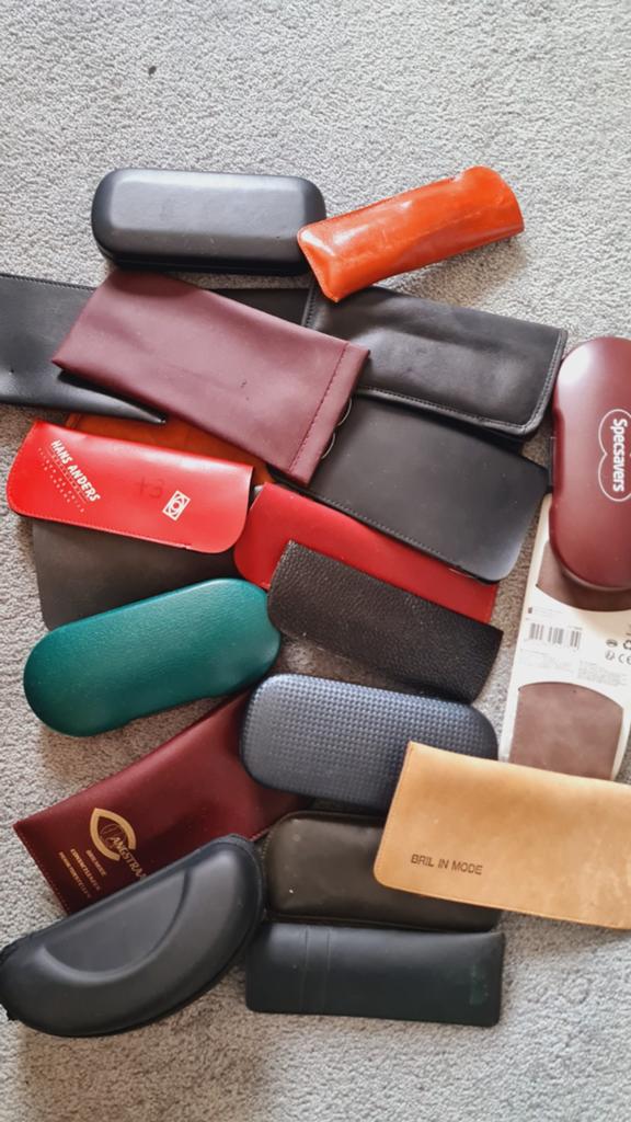 Diverse brillenhoesjes - ongeveer 20 stuks, Ophalen of Verzenden