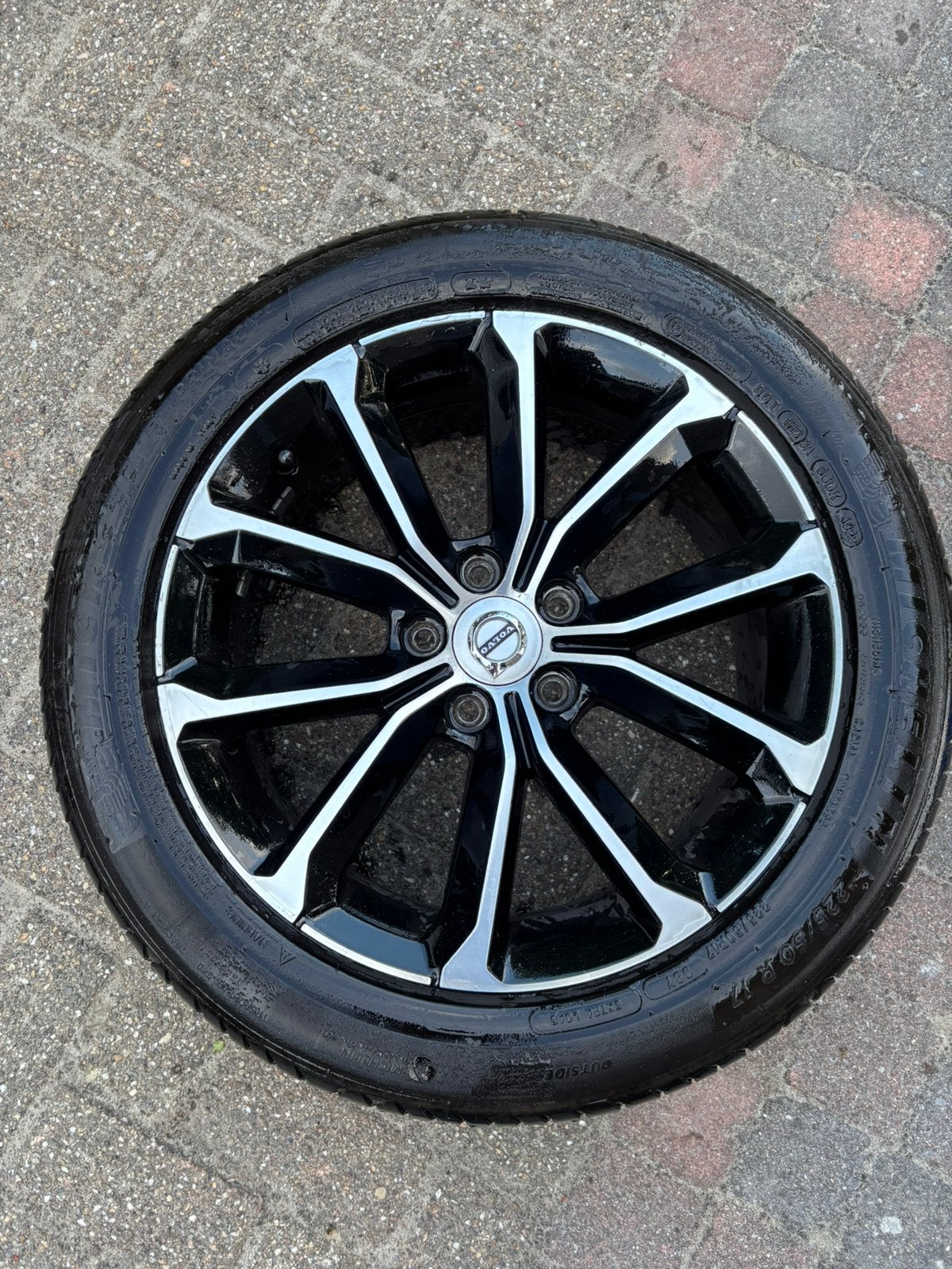 Originele volvo velgen 17 inch met Michelin banden, Ophalen, Velg(en), 17 inch, Zomerbanden