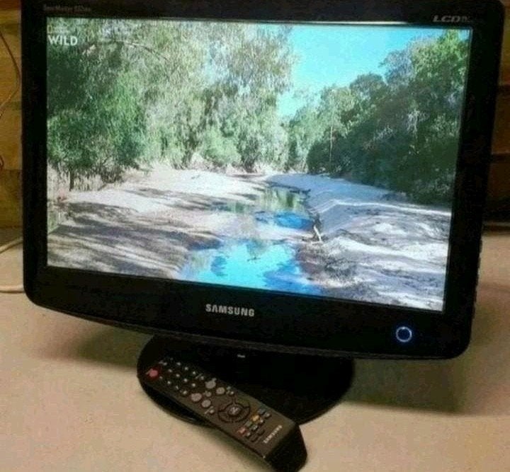Samsung monitor televisie syncmaster 932mw + afstandsbed., Ophalen of Verzenden, 60 Hz of minder, HDMI