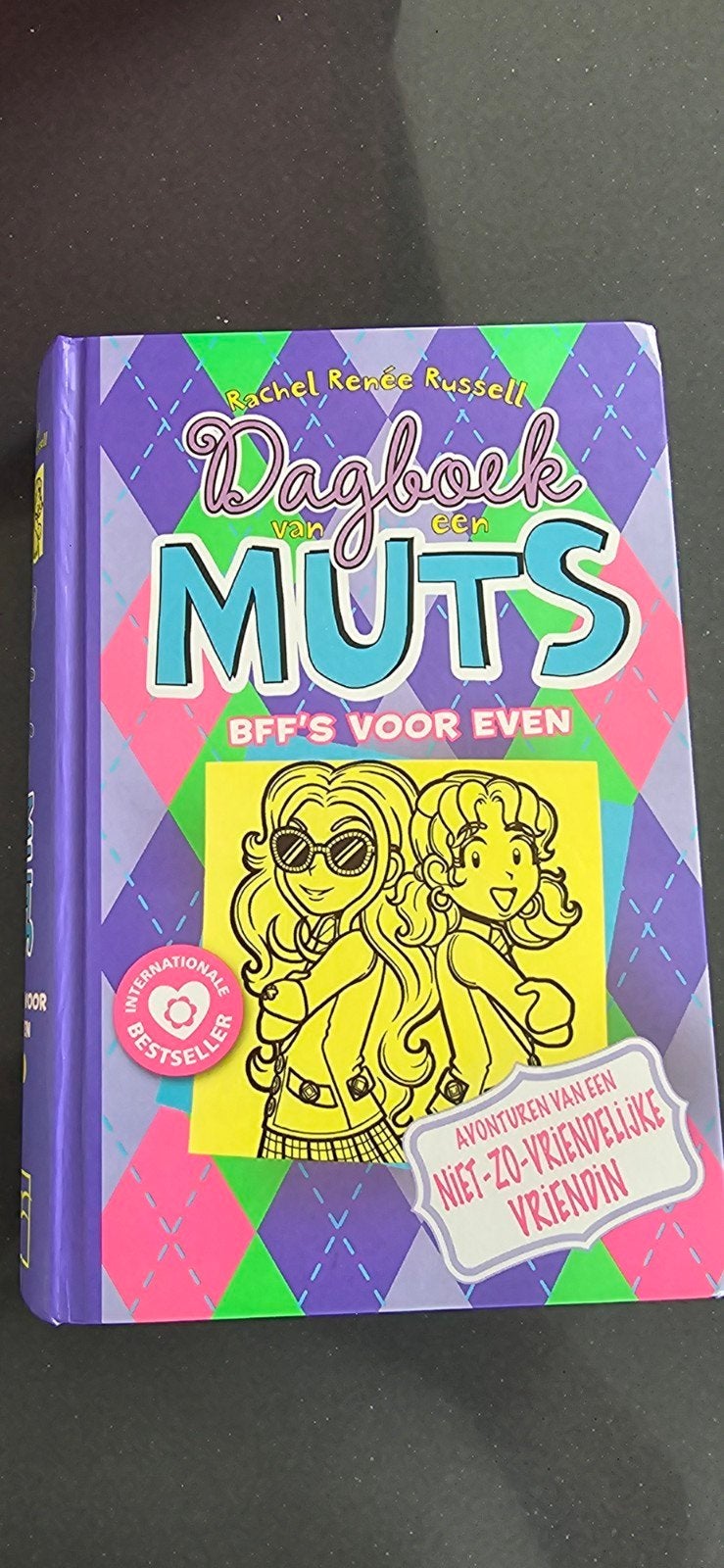 Dagboek van een Muts 11: BFF's voor Even - Rachel Renée Russ, Boeken, Ophalen of Verzenden, Zo goed als nieuw, Rachel Renée Russell