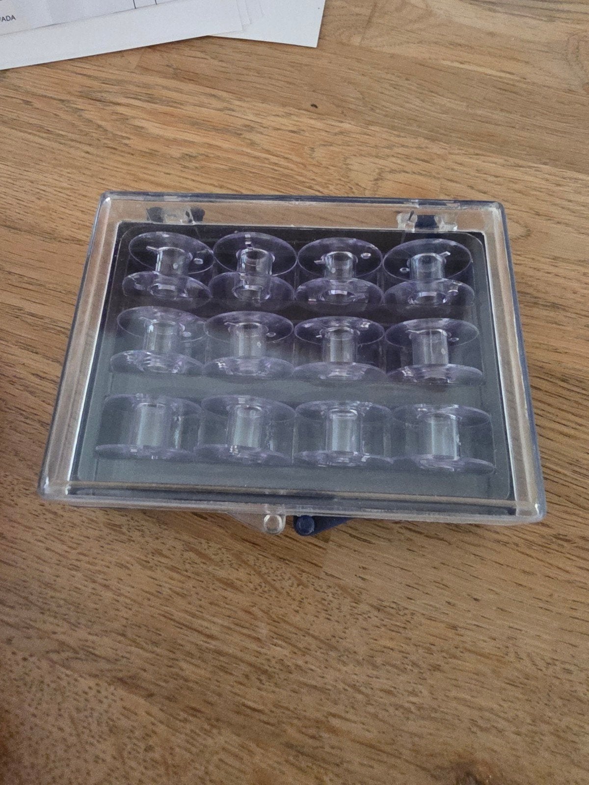 Spoeltjes voor naaimachine in opbergdoosje, Ophalen of Verzenden, Nieuw, Toebehoren, Bernina