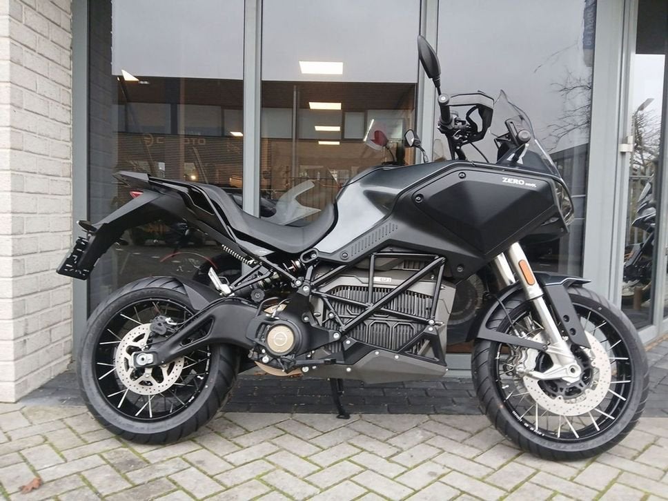zero DSR/X EU ZF17.3 (bj 2025 model 2026), Motoren, 2 cilinders, Motorrijbewijs A, Onbekend, ZERO