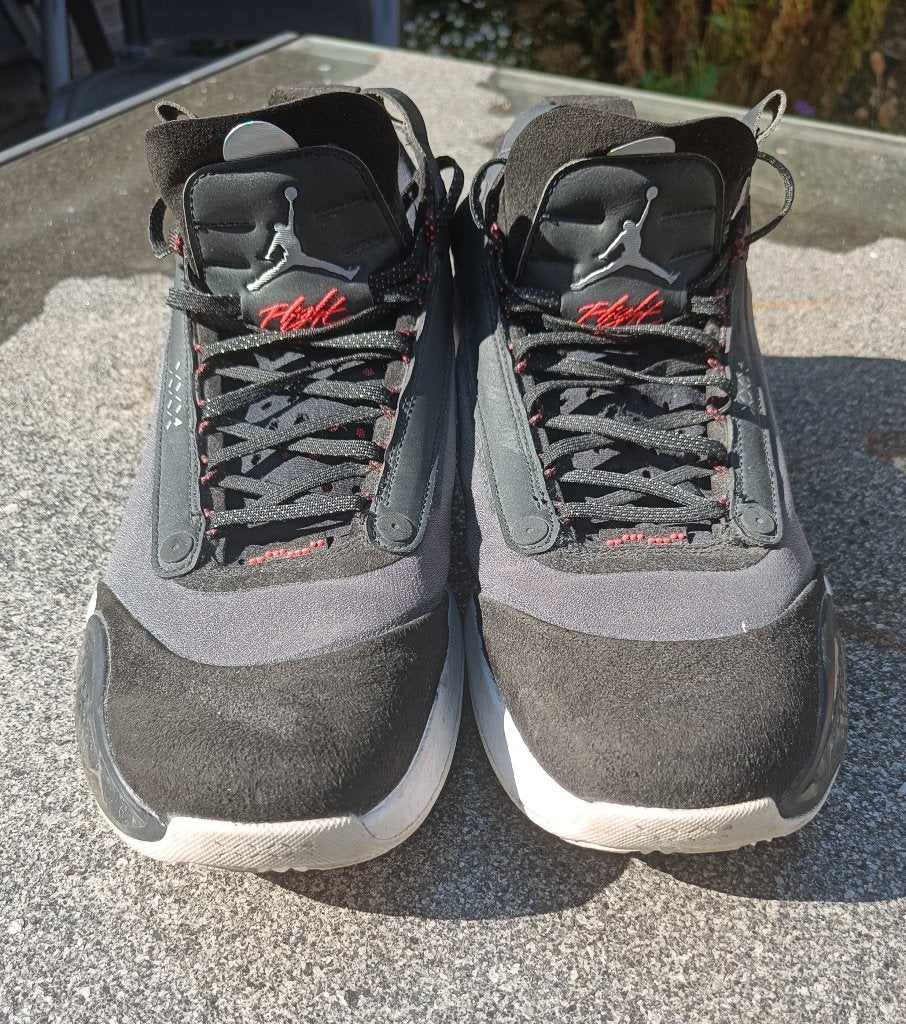 Basketballschoenen, Ophalen, Zo goed als nieuw, Zwart