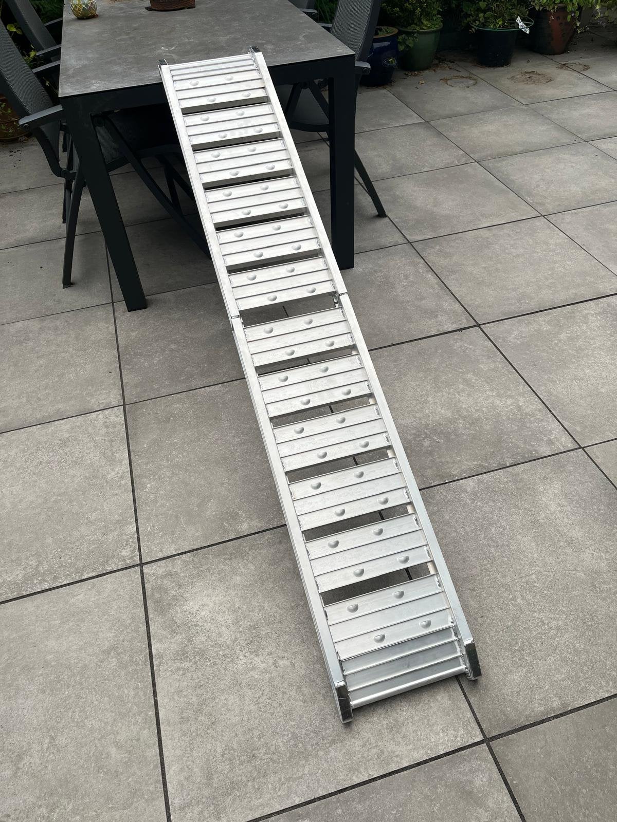 Datona aluminium oprijplaat 182 cm - opvouwbaar - nieuwstaat, Auto diversen, Ophalen of Verzenden, Zo goed als nieuw