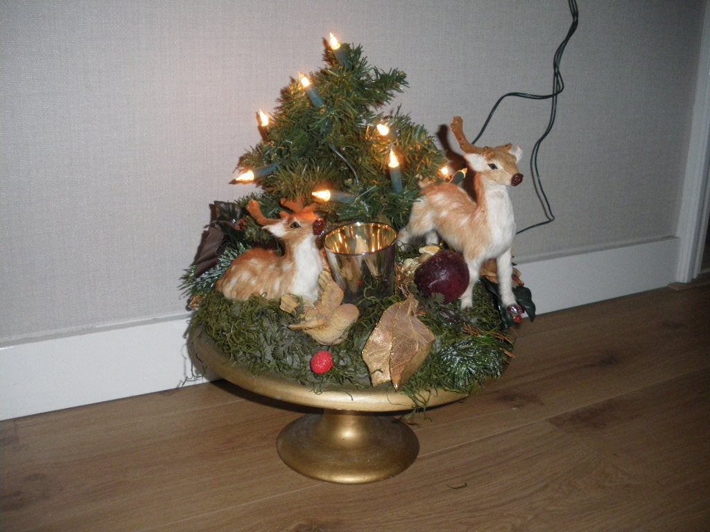 goud kleurige schaal met kerst boompje/hertjes en lichtjes, Ophalen of Verzenden, Zo goed als nieuw