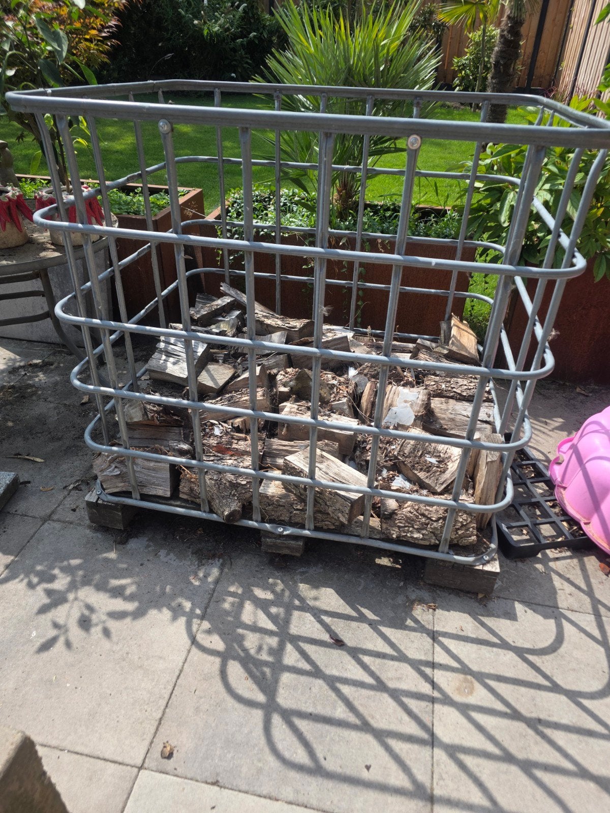 Houtblokken met metalen korf, Minder dan 3 m³, Ophalen, Overige houtsoorten, Blokken
