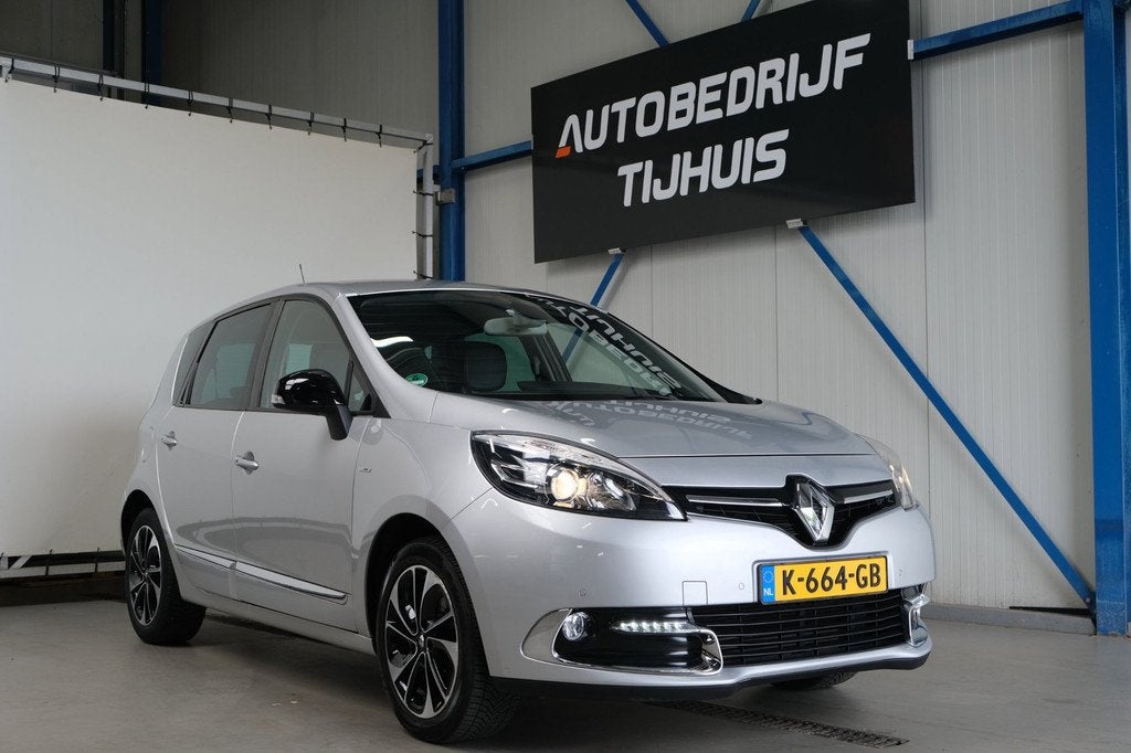 Renault Scénic 1.2 TCe Bose - Airco, Cruise, Camera, Navi,, Auto's, Voorwielaandrijving, Euro 5, 1295 kg, 4 cilinders