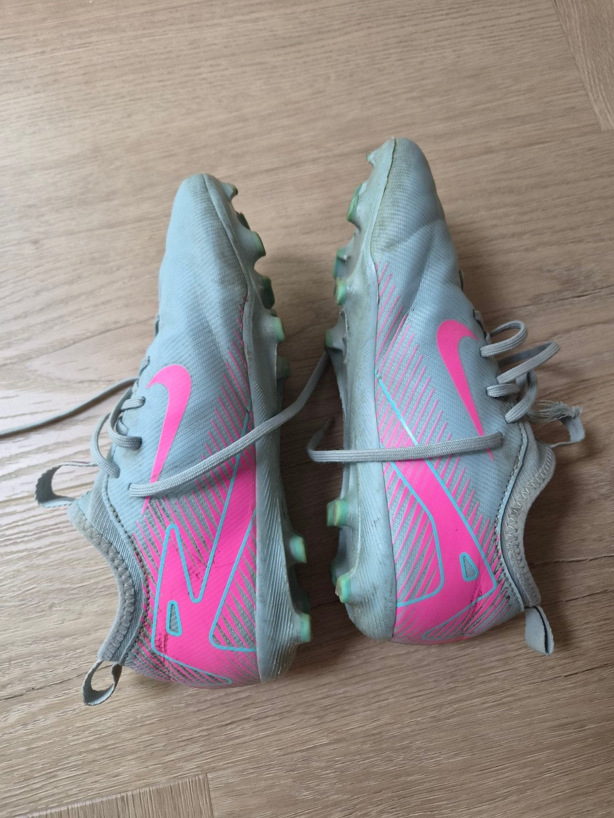 Nike voetbalschoenen, maat 36 (junior), Gebruikt, Maat XS of kleiner, Schoenen, Ophalen of Verzenden