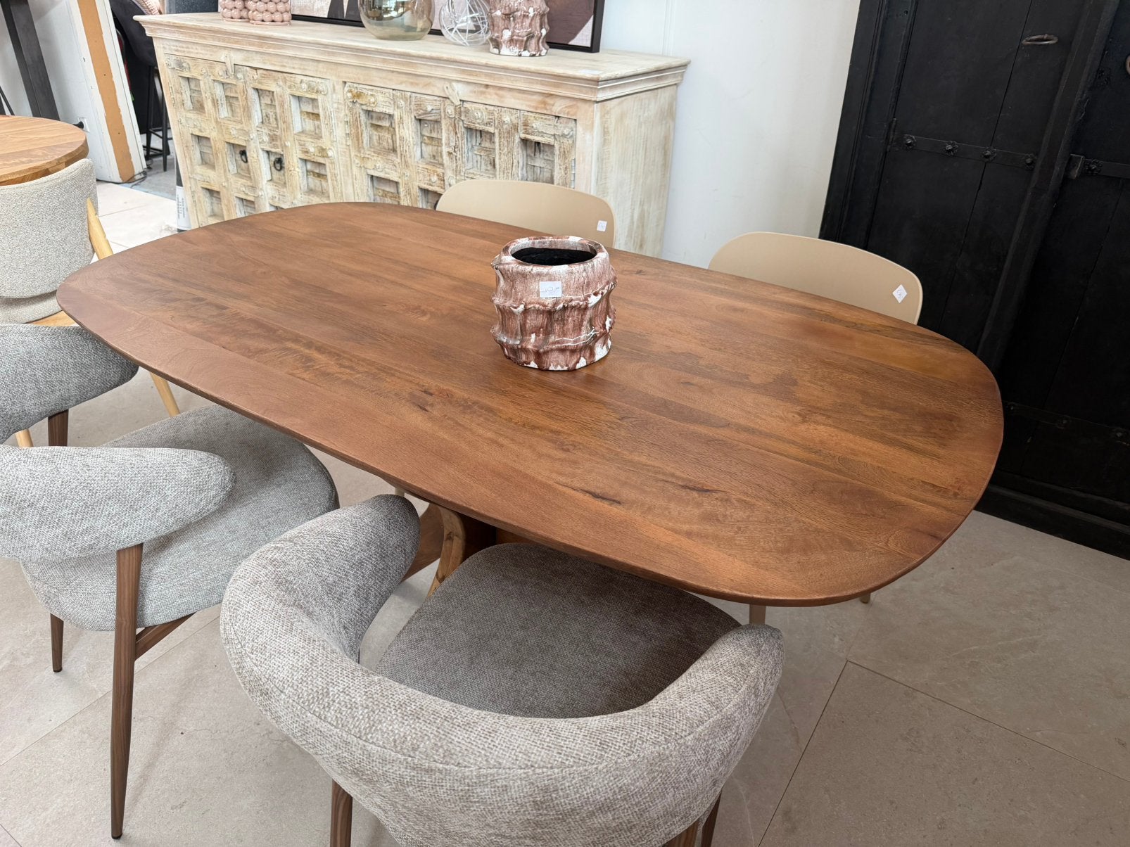 Magazijn Leegverkoop Eettafel deens ovaal mangohout Japandi, Hout, Nieuw, Ophalen of Verzenden, Info@wkhome.nl