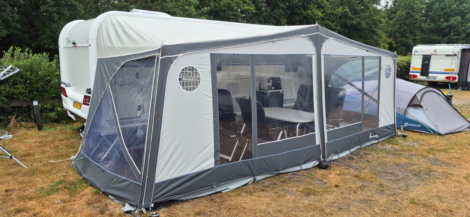 Hobby 560kmfe de luxe 2022 diverse opties., Vast bed, Kachel, Hobby, 7 tot 8 meter