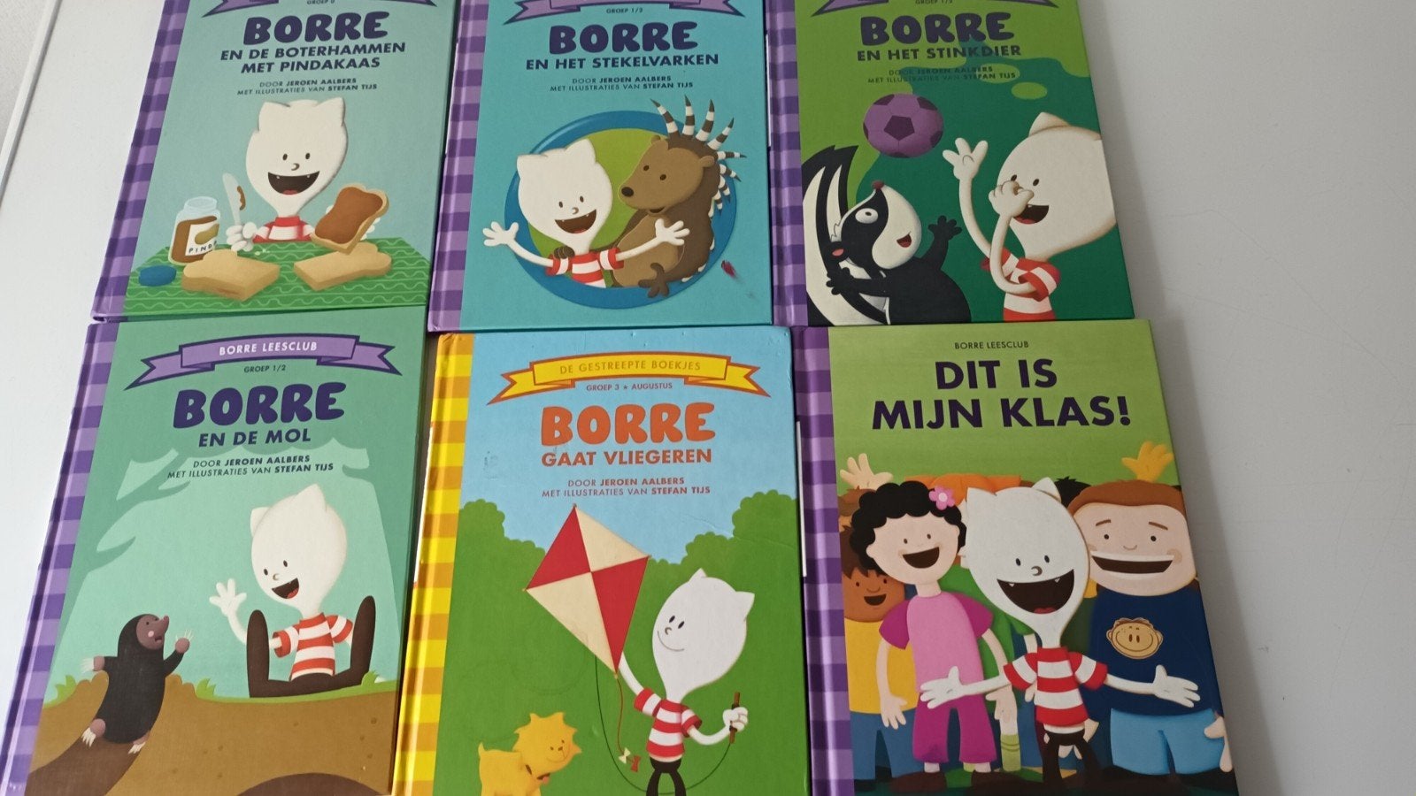 6 borre boekjes, Boeken, Kinderboeken | Jeugd | onder 10 jaar, Ophalen of Verzenden, Zo goed als nieuw, Fictie algemeen