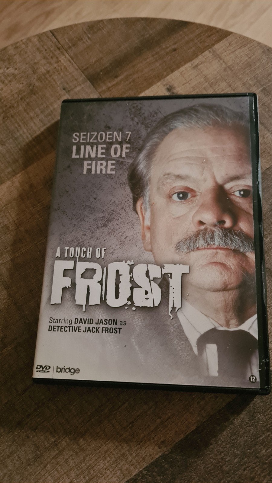 A touch of Frost deel 7, Vanaf 12 jaar, Ophalen of Verzenden, Zo goed als nieuw