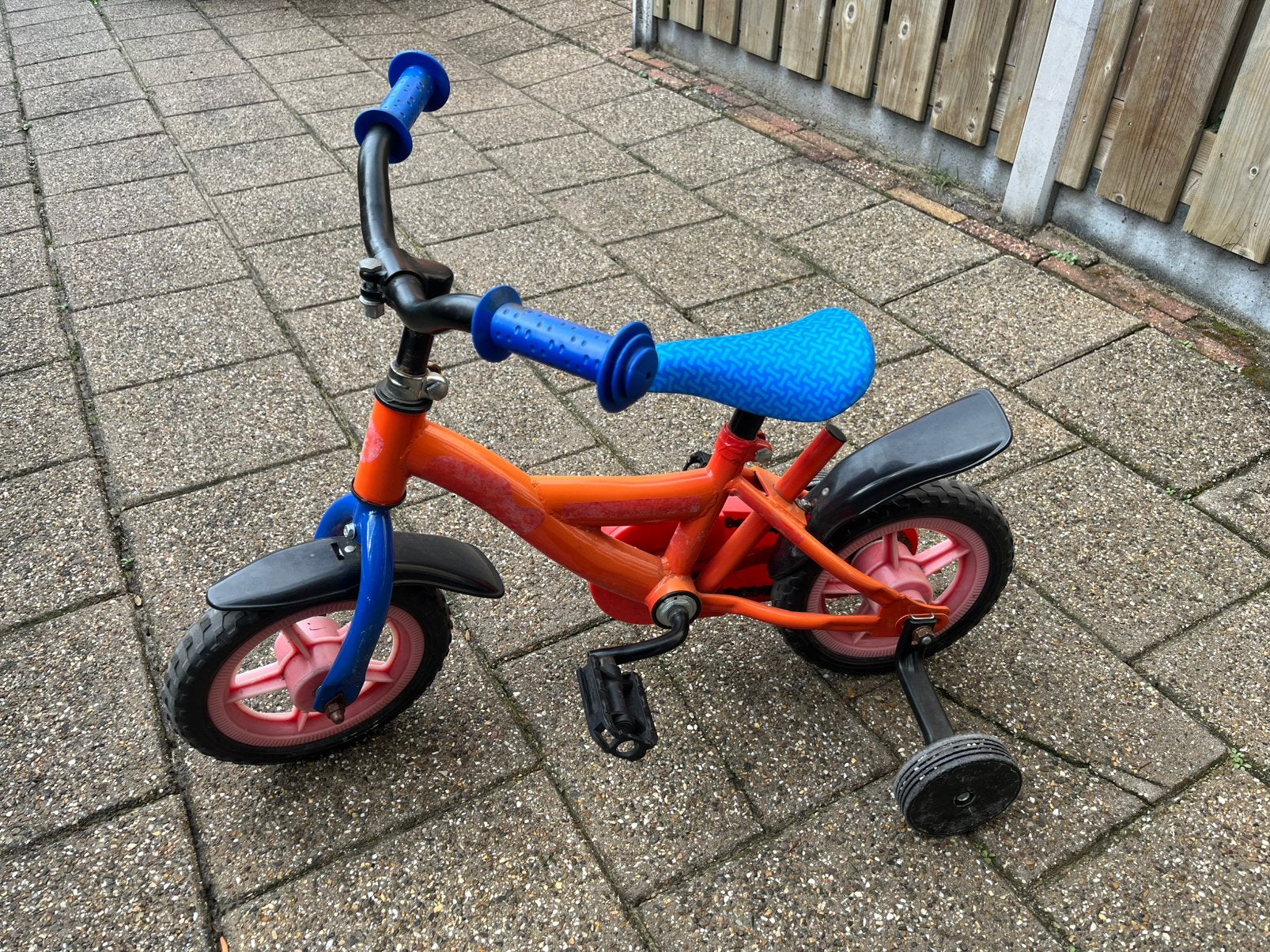 Kinderfiets 2-4 jaar, Fietsen en Brommers, Ophalen, Gebruikt, Minder dan 16 inch, Zijwieltjes