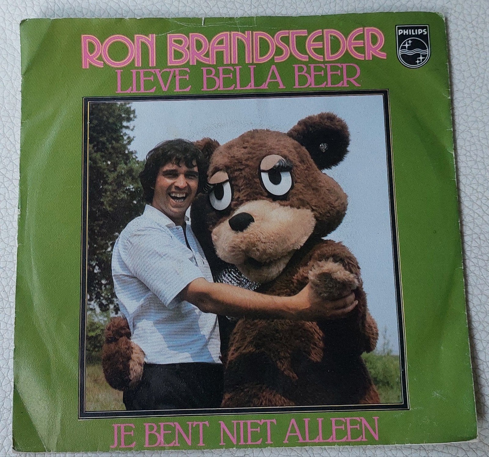 Ron Brandsteder - Lieve Bella Beer / Je Bent Niet Alleen, Gebruikt, 7 inch, EP, Fotohoes