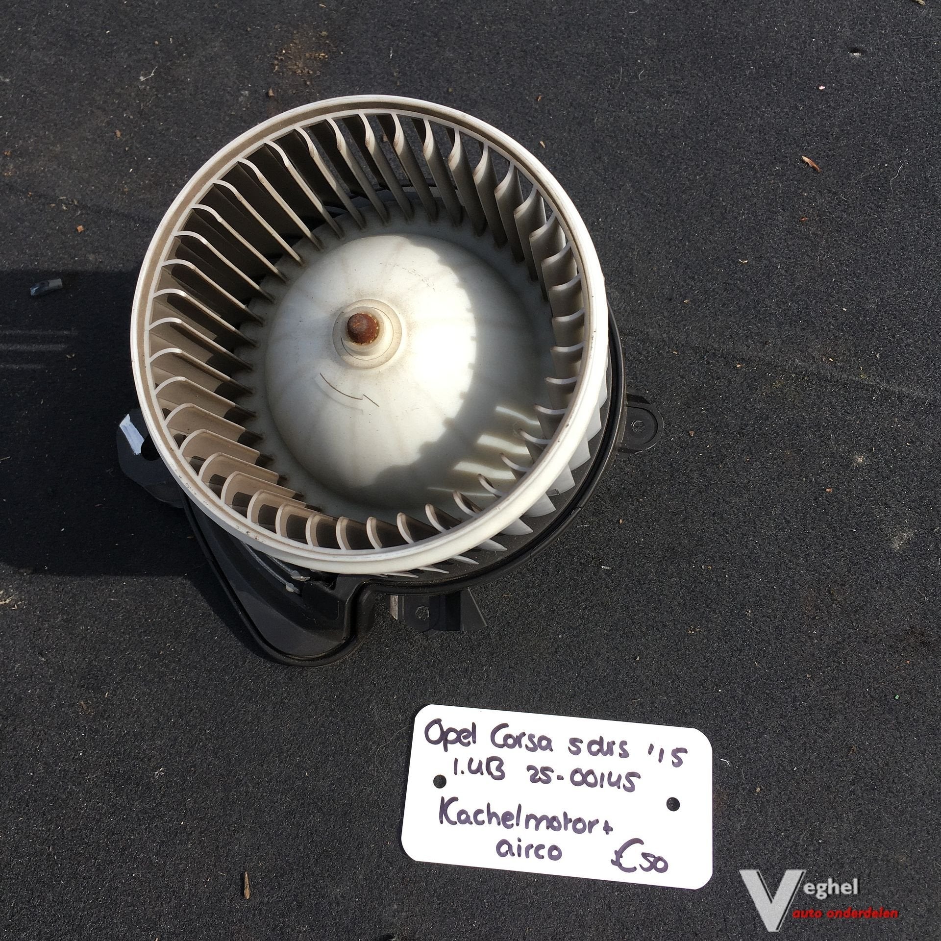 Opel Corsa E 5 drs 1.4B 2500145 2015 Kachelmotor (airco)