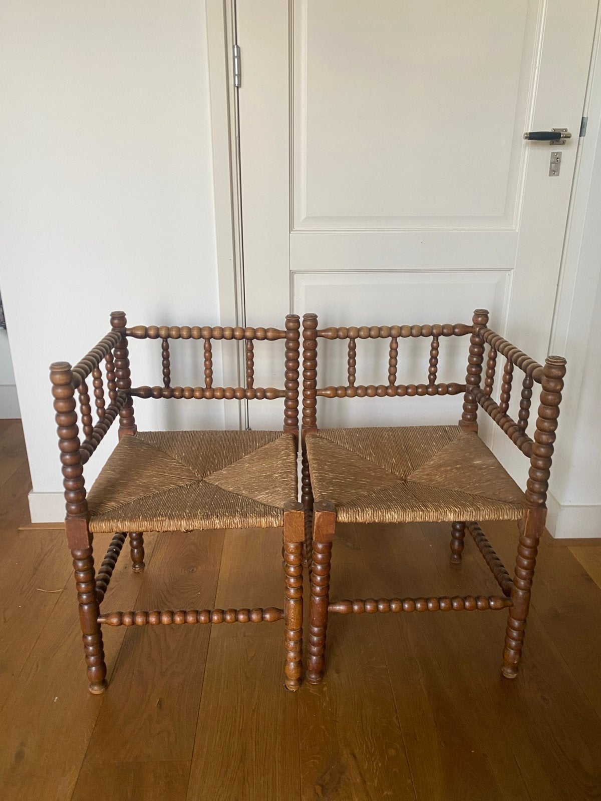 Set van 2 | Vintage hoekstoel | Bobbin, Antiek en Kunst, Ophalen