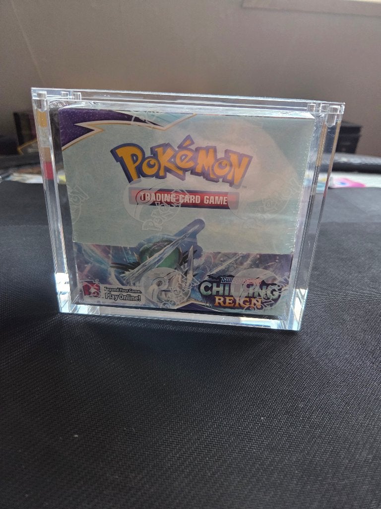 Chilling Reign Boosterbox incl. Acryl case, Ophalen of Verzenden, Nieuw, Boosterbox, Foil