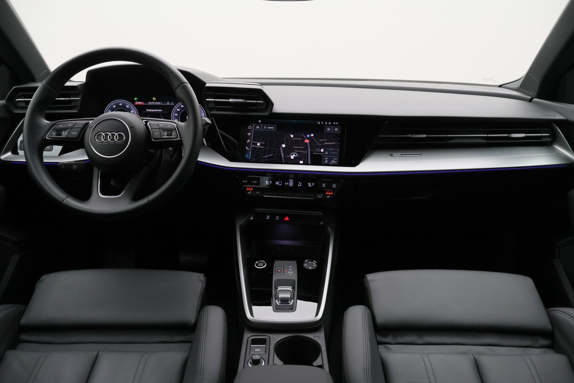 Audi A3 Limousine 35 TFSI Business edition Leer, Matrix LED,, Auto's, Dealer onderhouden, 4 cilinders, 150 pk, Bedrijf