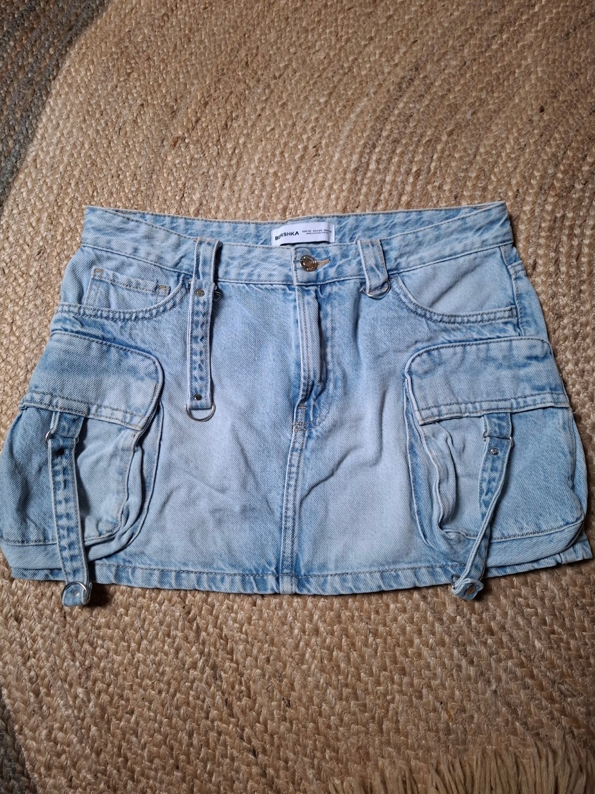 Bershka denim cargo rokje - Maat 38/40 (M), Maat 38/40 (M), Blauw, Gedragen, Boven de knie