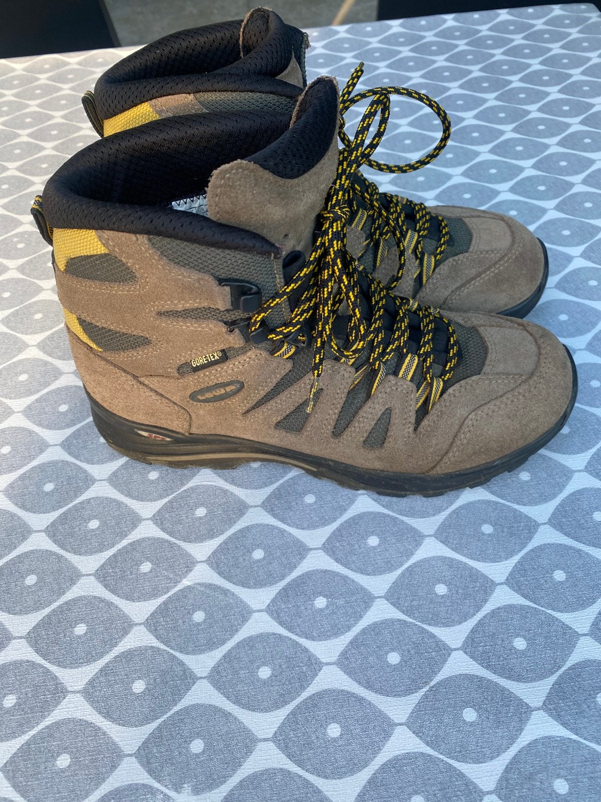 Lowa Gore tex 41,5 nieuw, Ophalen of Verzenden, Nieuw, Schoenen