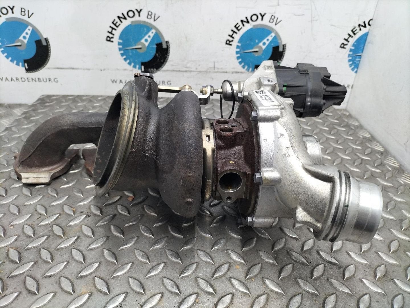 BMW 5 SERIES TURBO 11658631904, 8516760004 2022, Ophalen of Verzenden, Gebruikt, Stiba lid