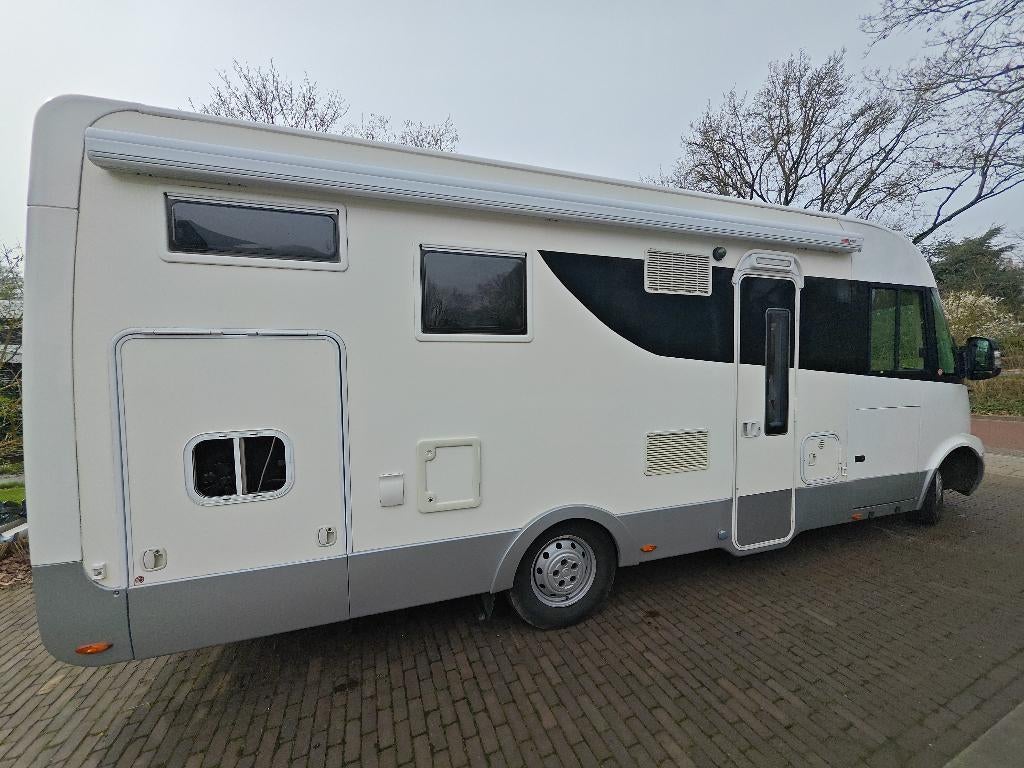 Caravans And Camping [tip!]