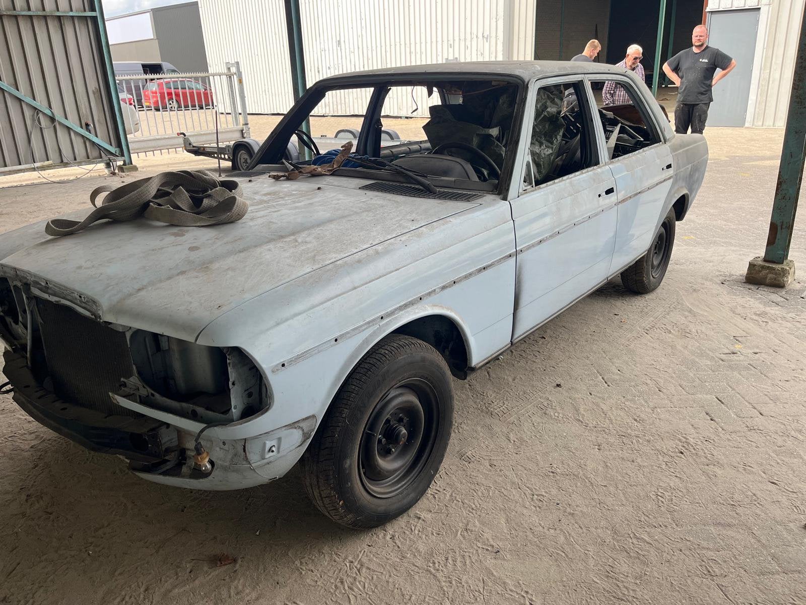Mercedes-Benz Mercedes 1977 Blauw, Auto's, Automaat, Achterwielaandrijving, 1350 kg, Blauw