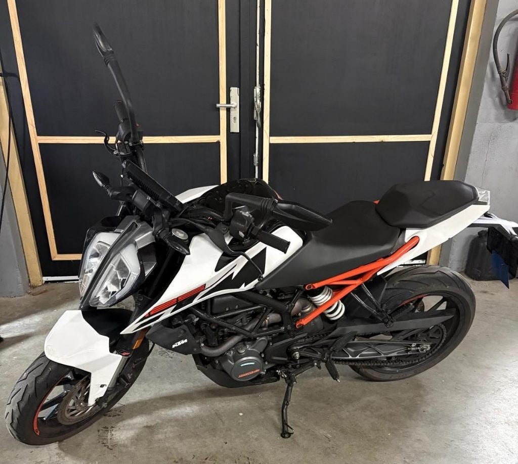 KTM 125 DUKE, Motoren, Gebruikt, Particulier, 125 cc, 11 kW of minder