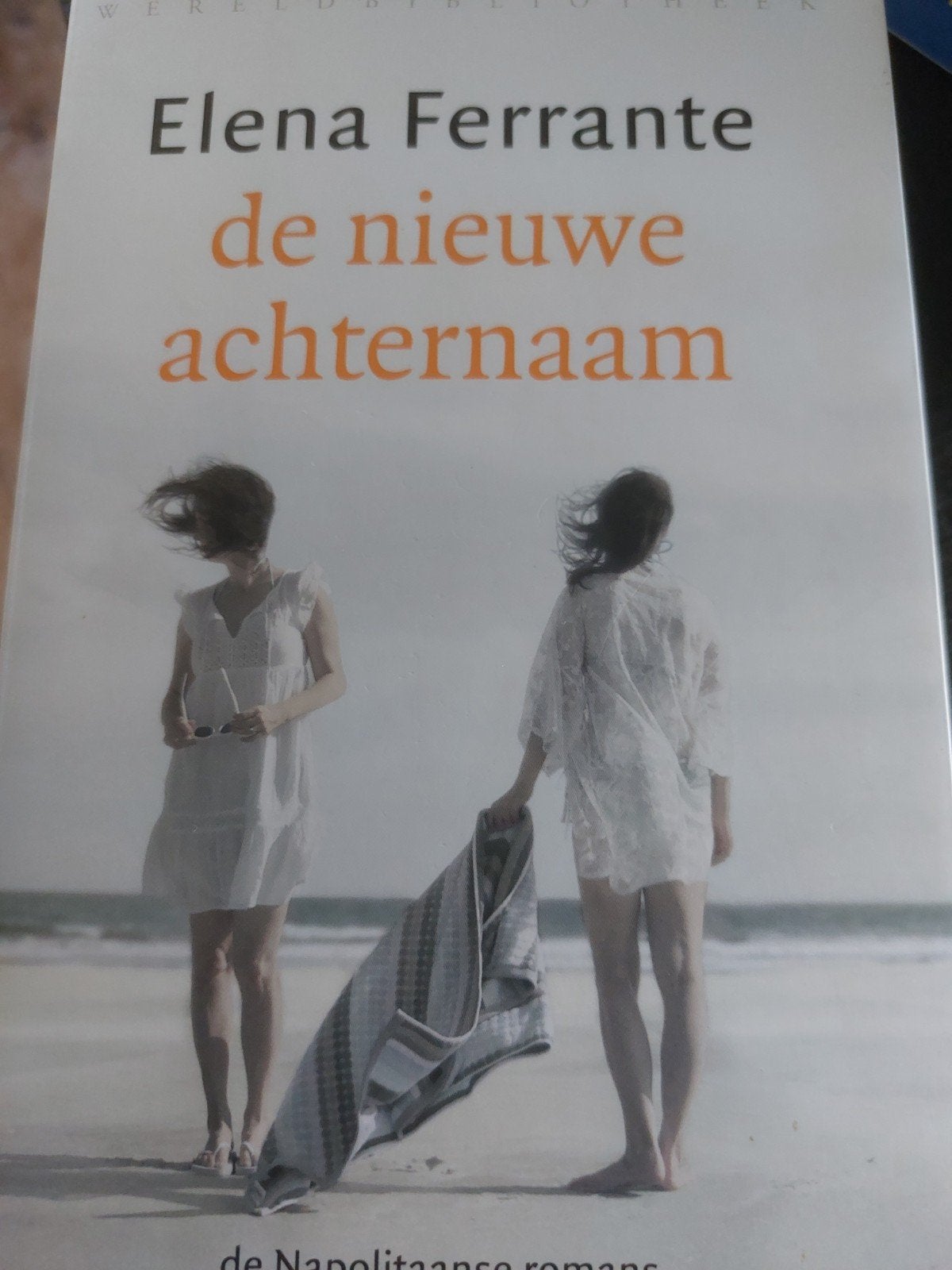Elena Ferrante - De nieuwe achternaam, Ophalen of Verzenden, Zo goed als nieuw, Elena Ferrante