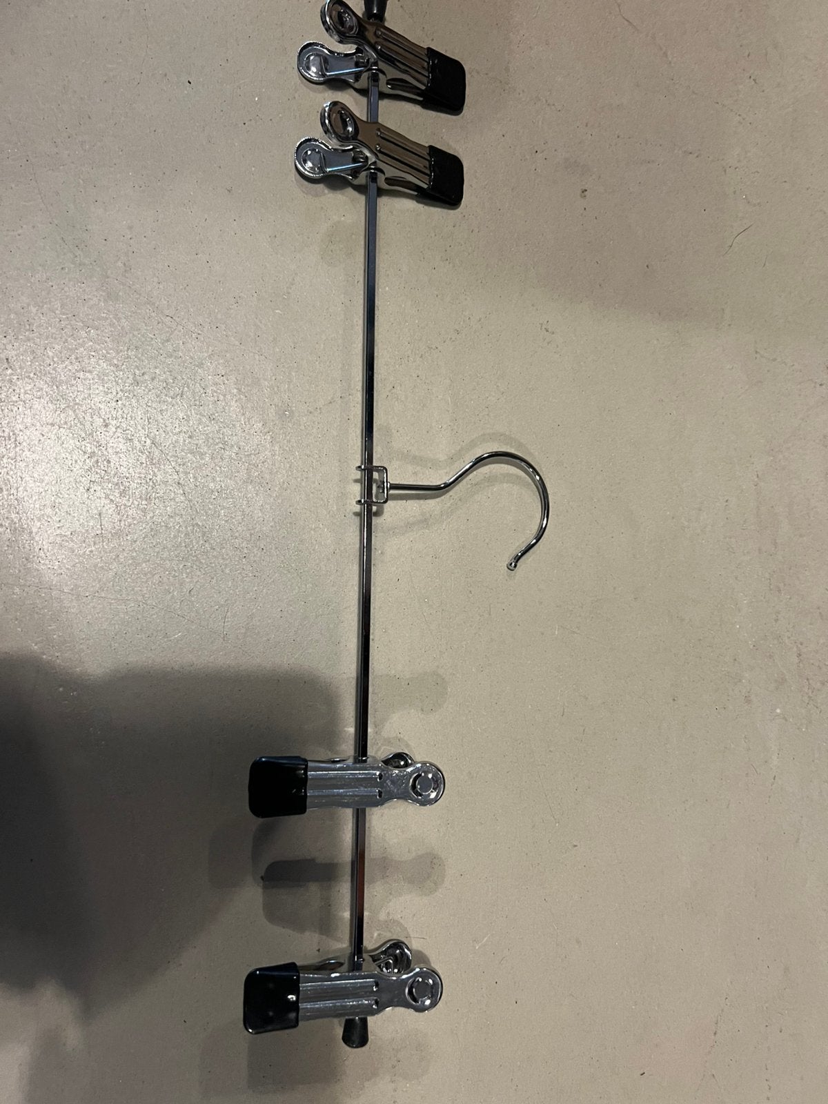 2 dozen METALEN KLEDINGHANGER MET KLEMMEN, Ophalen of Verzenden, Zo goed als nieuw, Metaal