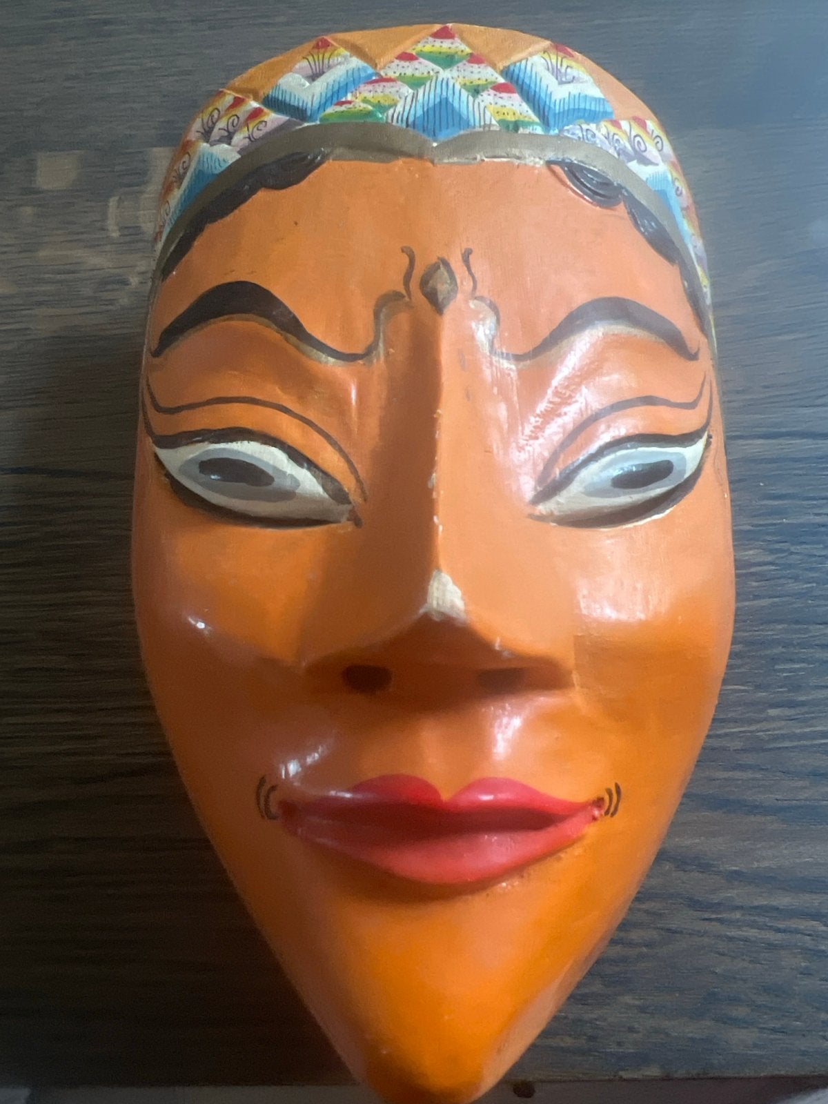 Decoratief houten masker - Dewi Kilisuc, Antiek en Kunst, Hout, Oranje, Masker, Ophalen of Verzenden