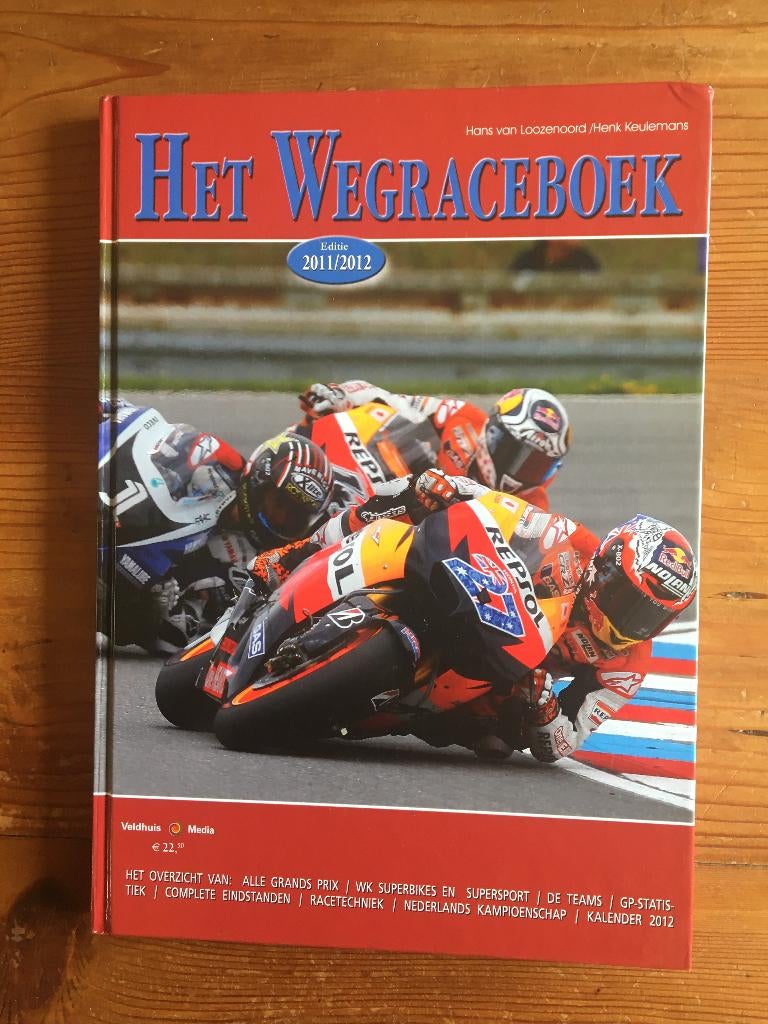 sportboek- Het Wegraceboek editie 2011-2012, Boeken, Ophalen of Verzenden, Zo goed als nieuw, Behendigheidssport