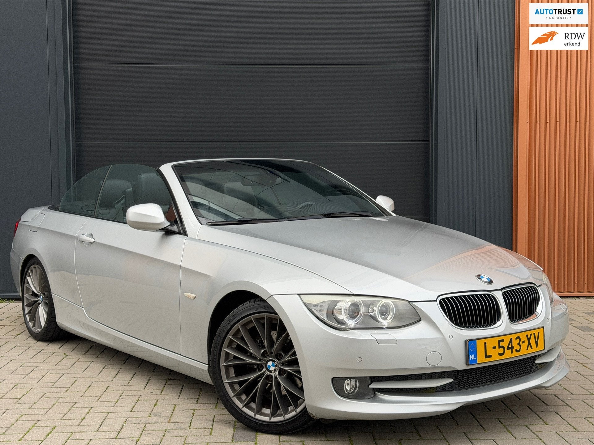 BMW 3-serie Cabrio 320i|100% Onderhouden|Nieuwe Ketting|Stoe, Auto's, Zwart, 4 cilinders, Cabriolet, 4 stoelen