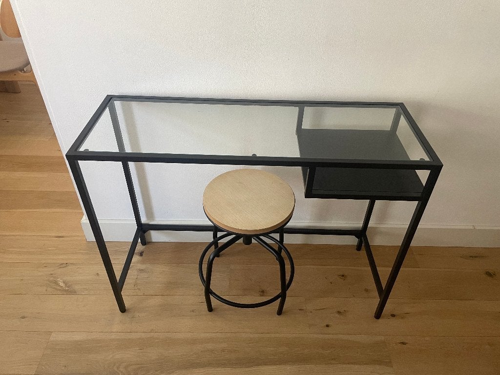Leuke ronde kruk, hout en metaal, Ophalen, Gebruikt, Hout