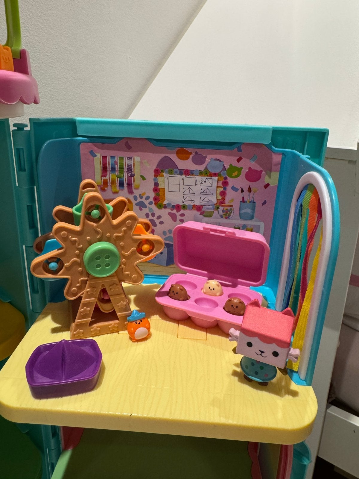 Foto 5 van Complete Gabby's Poppenhuis Set met Grote Gabby Pop