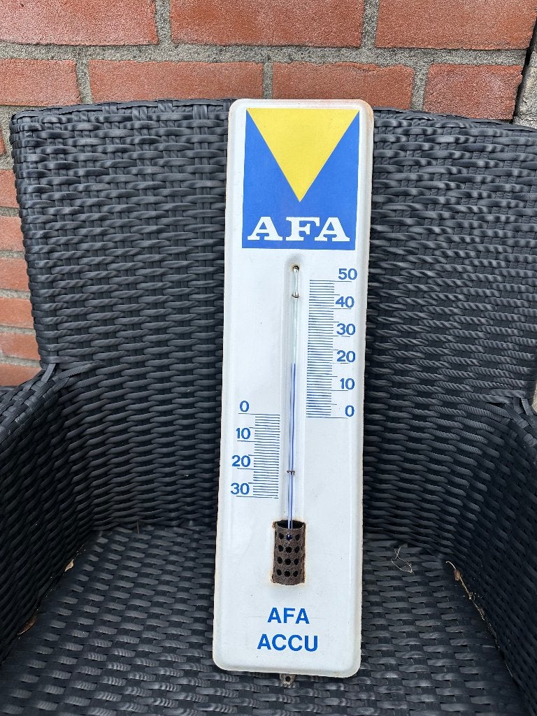 Fraaie emaille AFA thermometer. Accu reclame., Ophalen of Verzenden, Gebruikt, Reclamebord