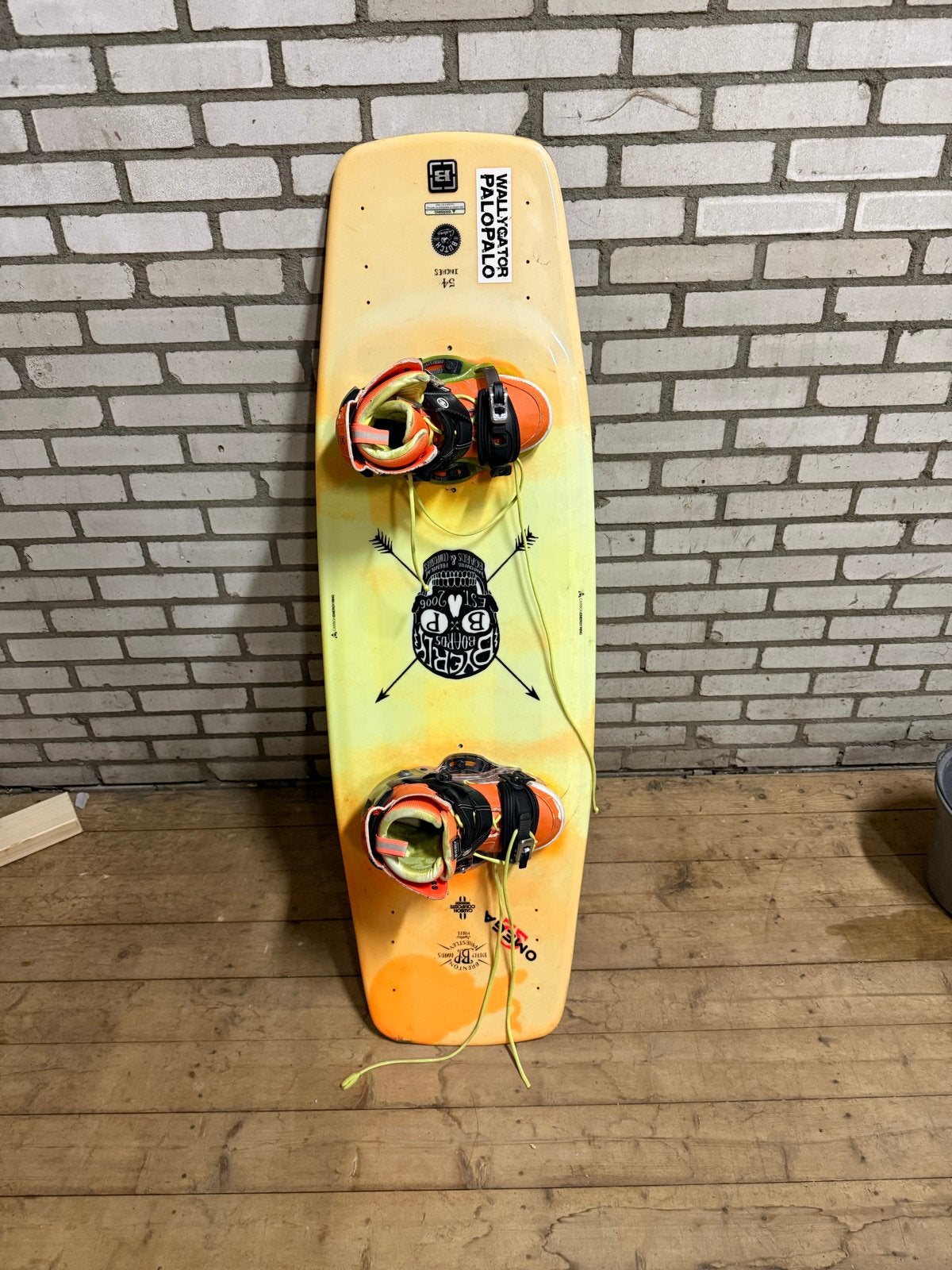 Wakeboard byerly, Watersport en Boten, Wakeboarden, Ophalen, Gebruikt, Board en Schoenen