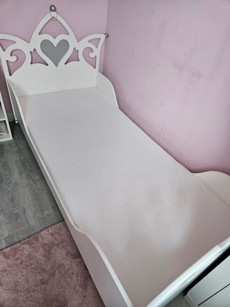 Meisjes bed, Ophalen, 85 tot 100 cm, Zo goed als nieuw, Lattenbodem