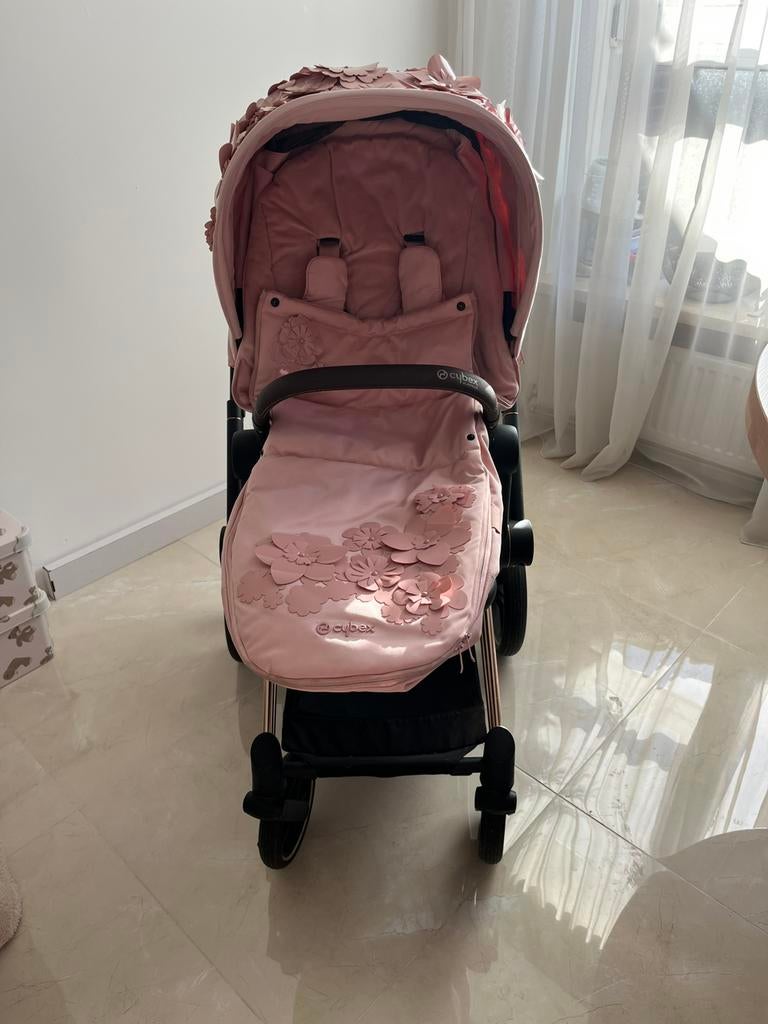 Cybex priam 4 simply flowers pale blush, Kinderen en Baby's, Kinderwagens en Combinaties, Overige merken, Zo goed als nieuw, Combiwagen