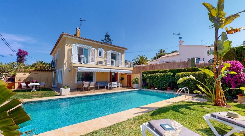 Bungalow Javea loopafstand Arenal, Dorp, Costa Blanca, Chalet, Bungalow of Caravan, Aan zee
