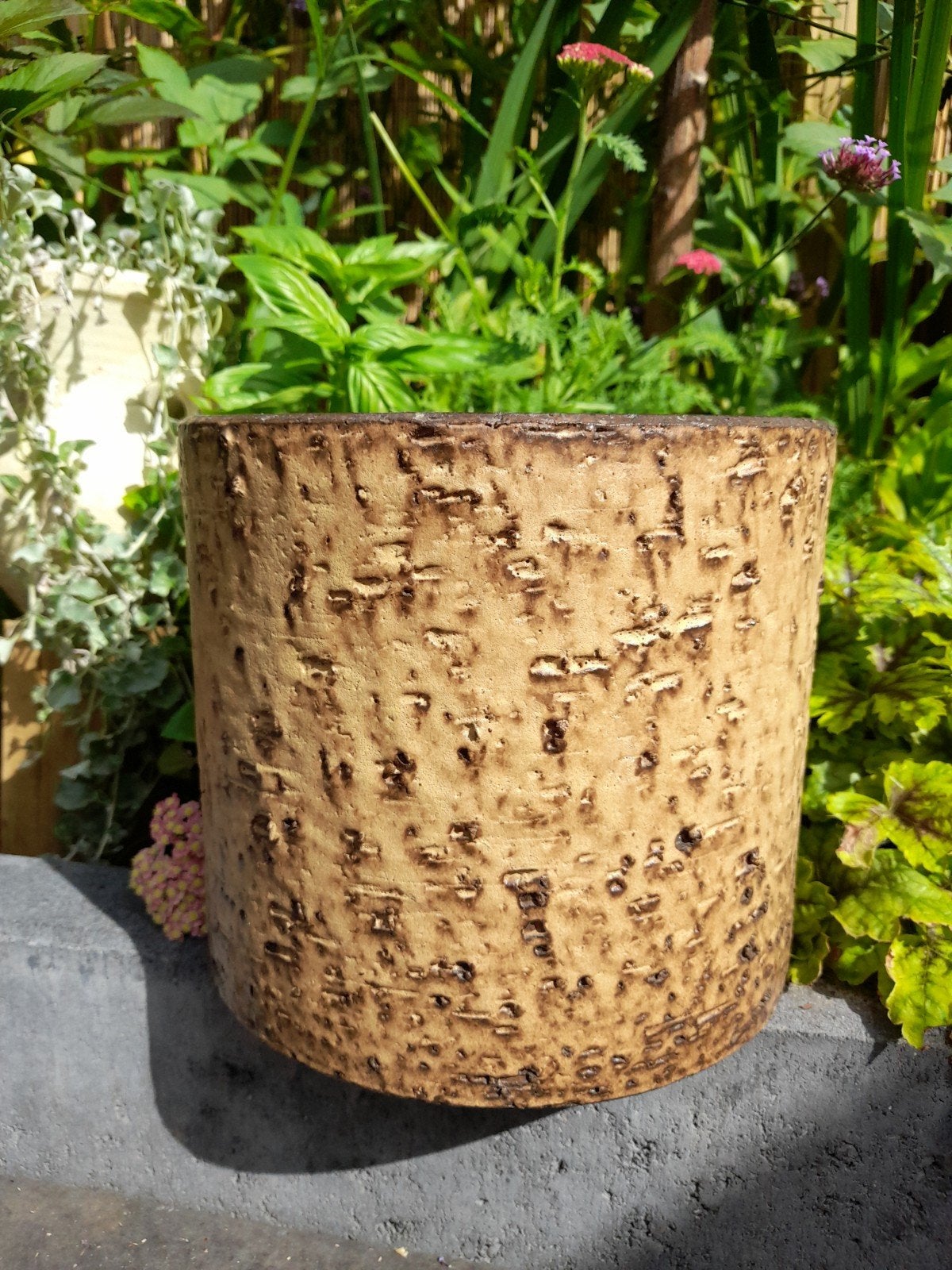 grote bruin oker kleurige bloempot, Tuin en Terras, Rond, Ophalen of Verzenden, Aardewerk, Minder dan 40 cm