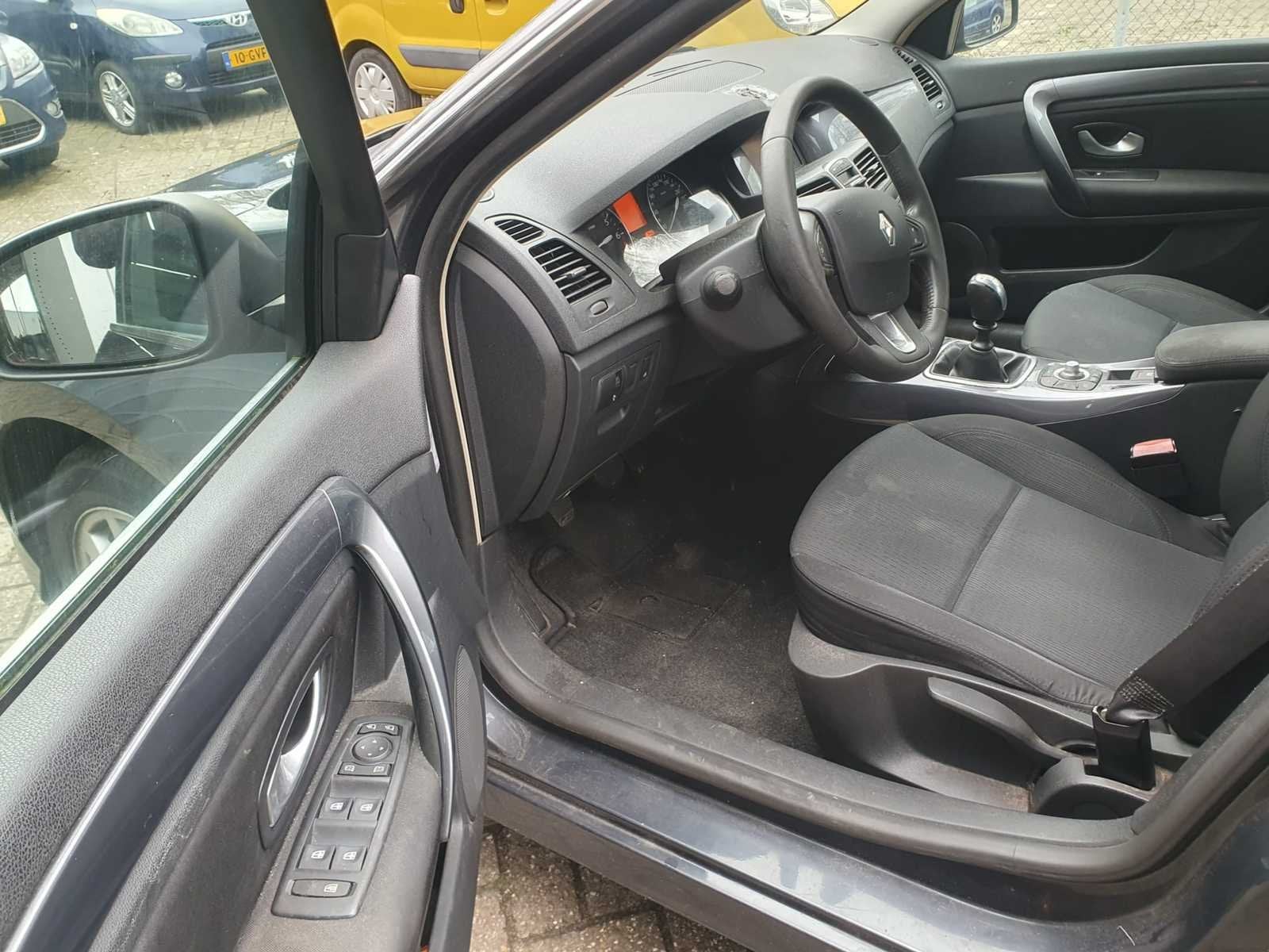 Renault Laguna Estate - 2.0 16V Celsium, 46-NKB-6, Auto's, Renault, Laguna, Gebruikt, 4 cilinders, Euro 4